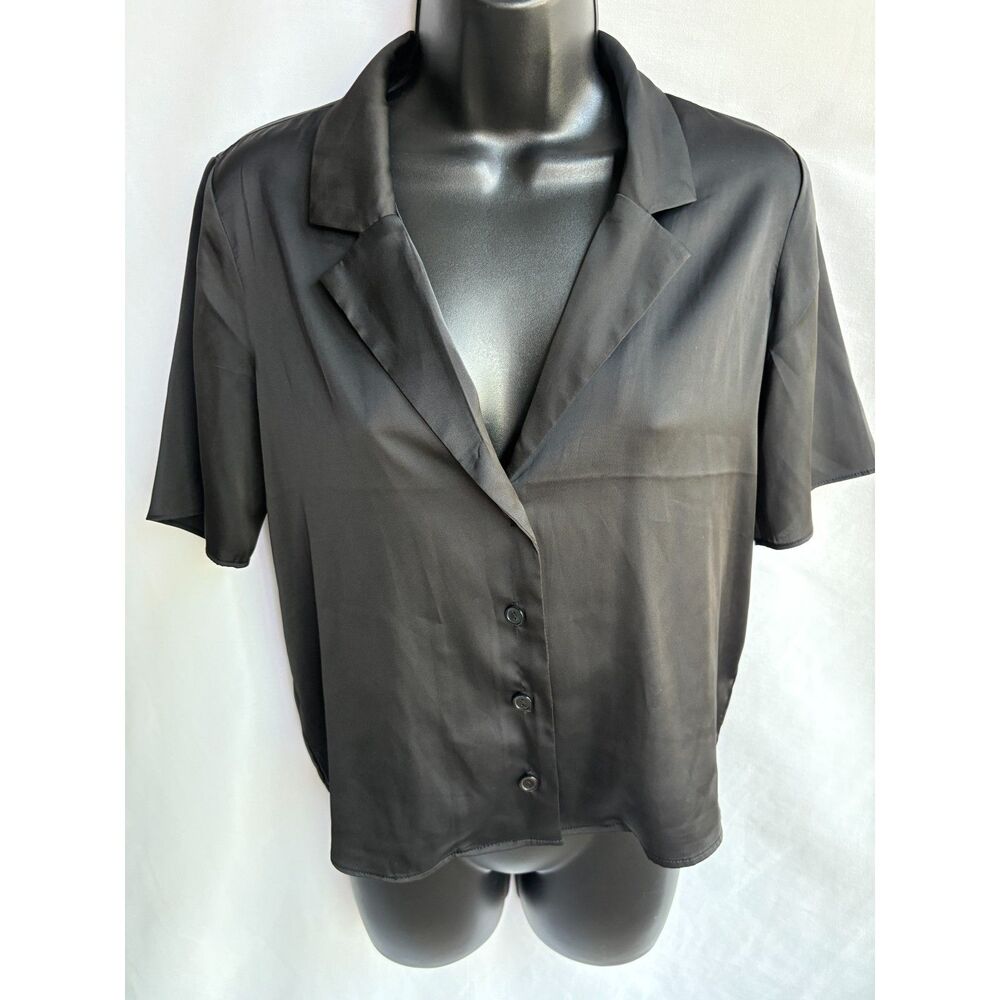 Divided NEW Satin Black Cropped Button Down Blouse Shirt Top Size XS/S Classic